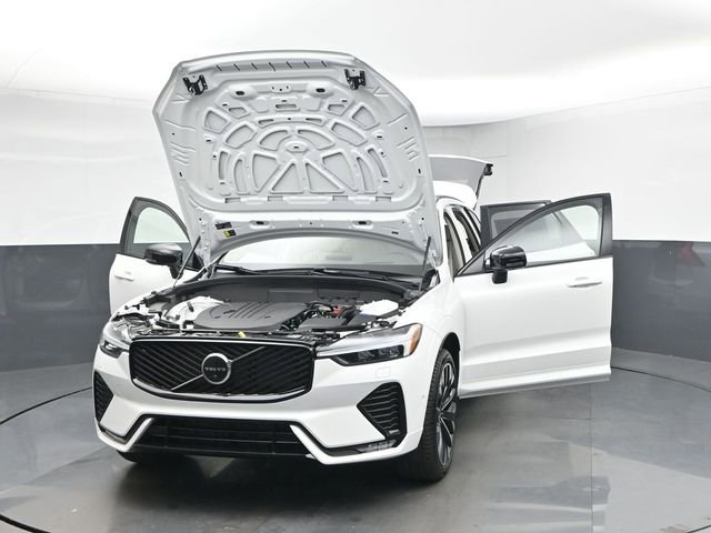 New 2026 Volvo XC60 B5 Ultra w/ Protection Package Premier image 53