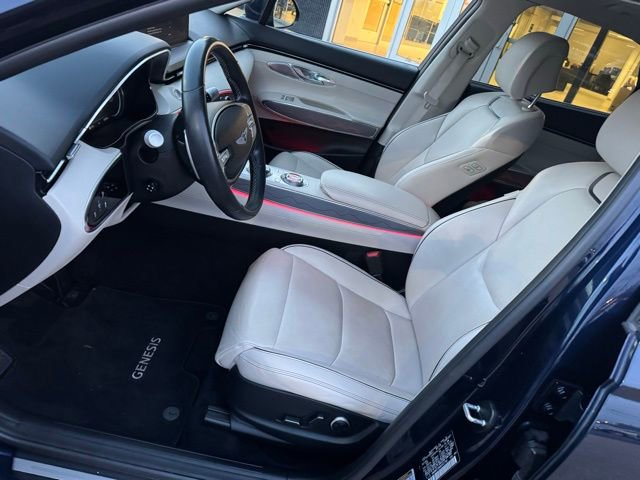 Used 2022 Genesis GV70 2.5T w/ Advanced Package image 22