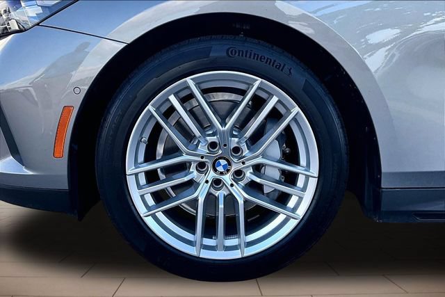 Used 2024 BMW 530i xDrive w/ Premium Package AWD/4WD image 9
