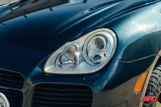 Used 2004 Porsche Cayenne Turbo AWD/4WD image 44