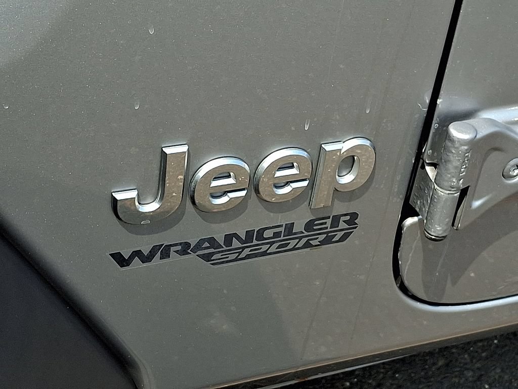 Used 2018 Jeep Wrangler Sport AWD/4WD image 30