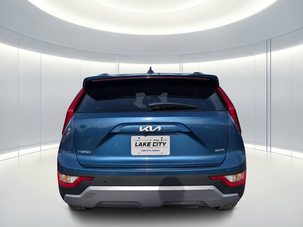 Used 2023 Kia Niro EX w/ EX Cold Weather Package image 5