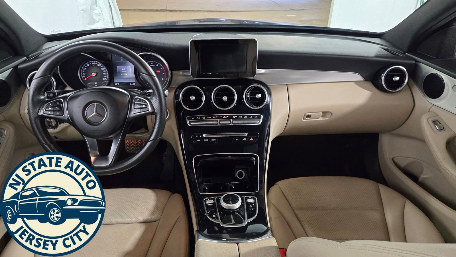Used 2018 Mercedes-Benz C 300 4MATIC Sedan w/ Premium Package image 28
