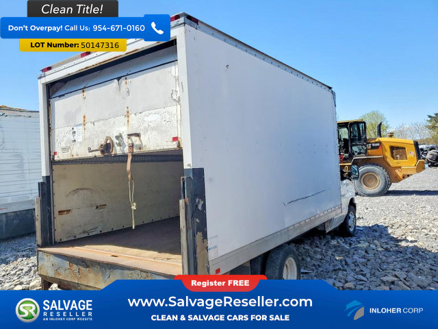 Used 2010 Ford E-350 and Econoline 350 Super Duty RWD image 4