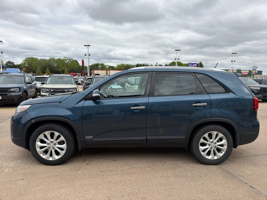 Used 2014 Kia Sorento EX w/ EX V6 Touring Package AWD/4WD image 4