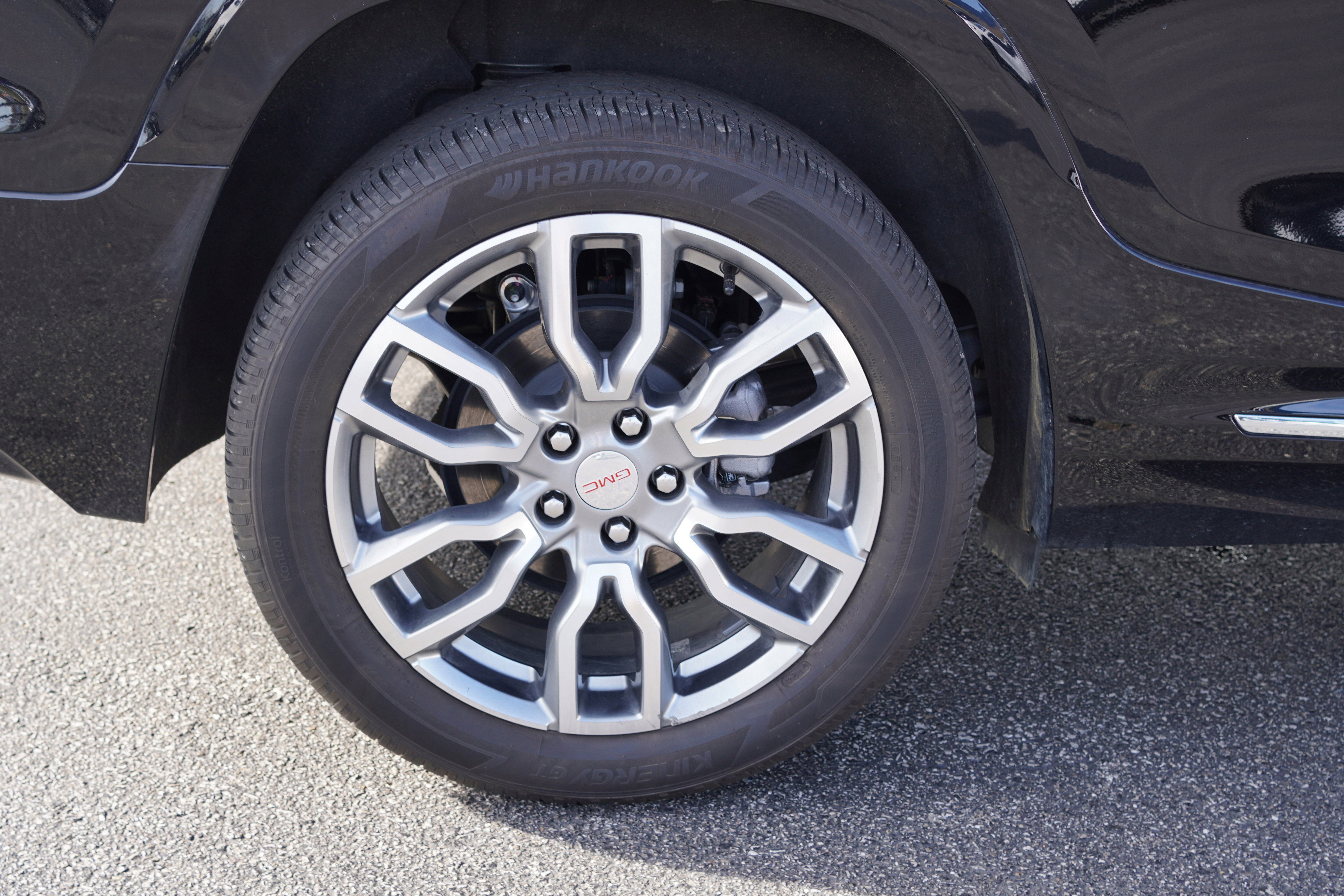 Used 2024 GMC Terrain Denali w/ Denali Premium Package image 15