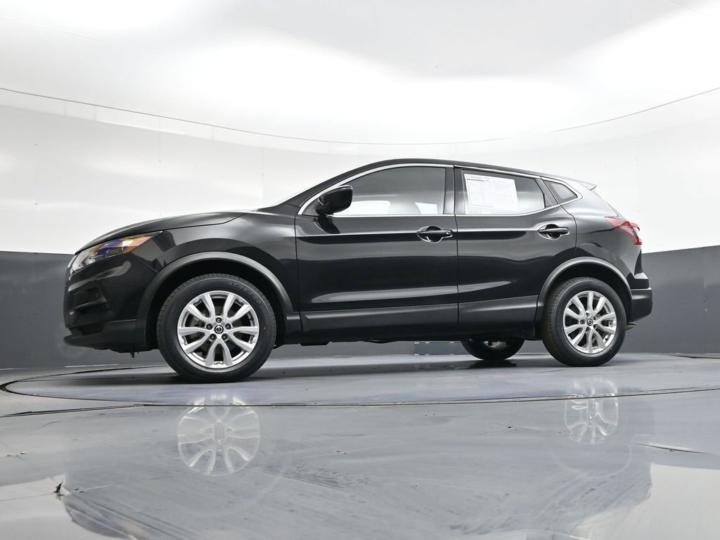 Used 2021 Nissan Rogue Sport S image 38