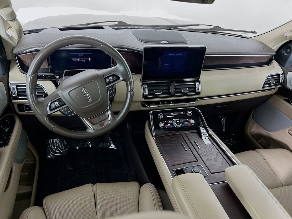 Used 2022 Lincoln Navigator L Reserve image 23