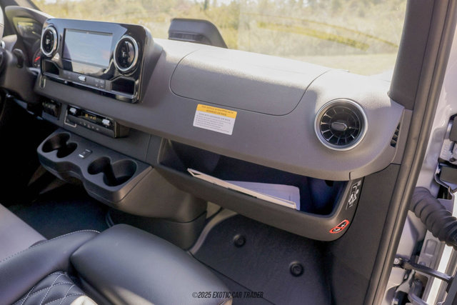 Used 2025 Mercedes-Benz Sprinter 2500 image 68