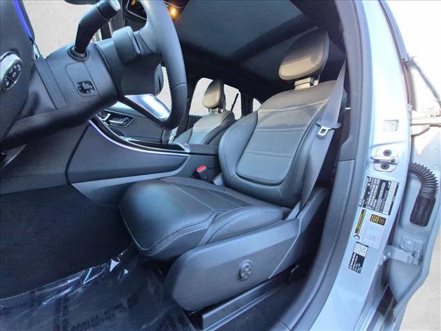 Used 2026 Mercedes-Benz GLC 300 image 16
