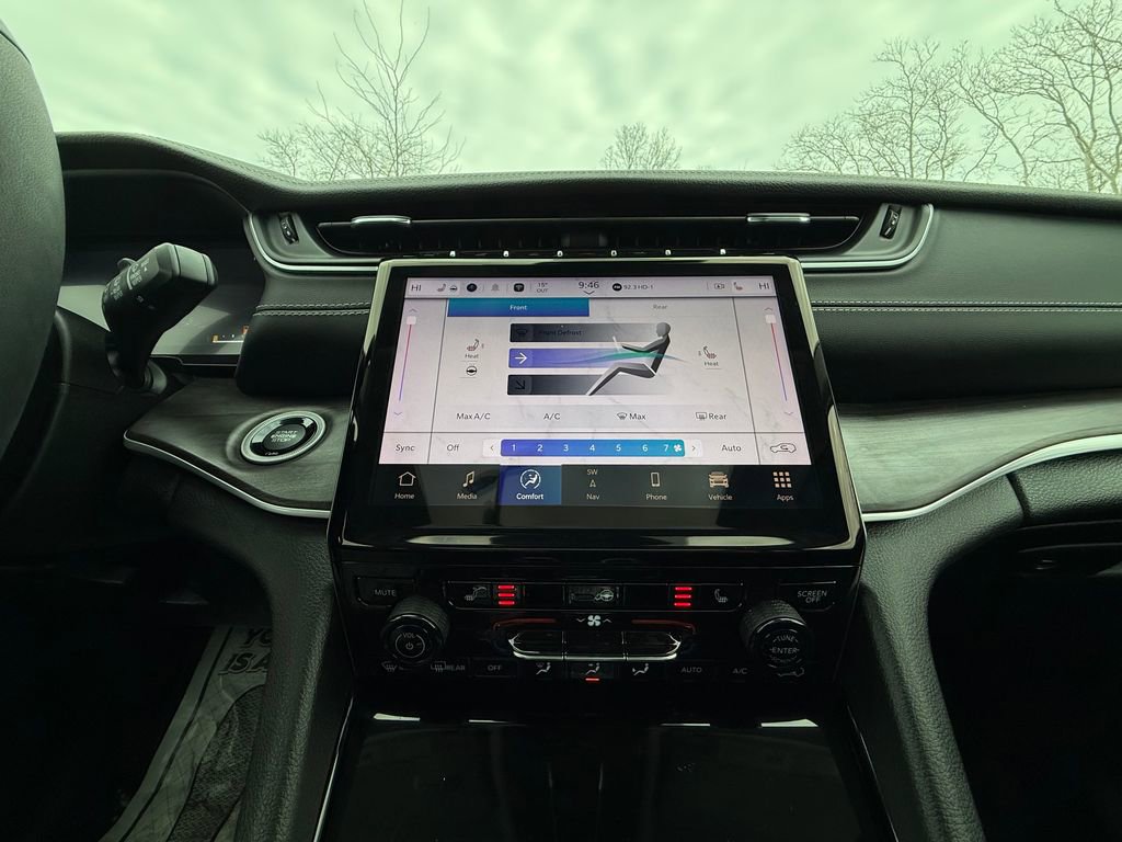 Used 2023 Jeep Grand Cherokee L Limited image 26