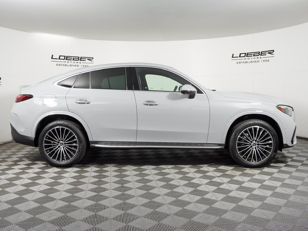 Used 2025 Mercedes-Benz GLC 300 4MATIC image 6