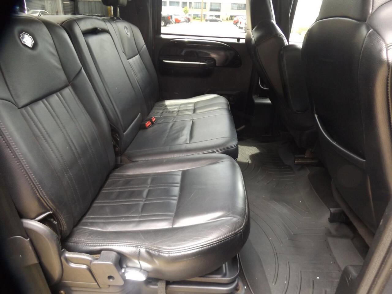 Used 2004 Ford F350 Harley-Davidson image 16
