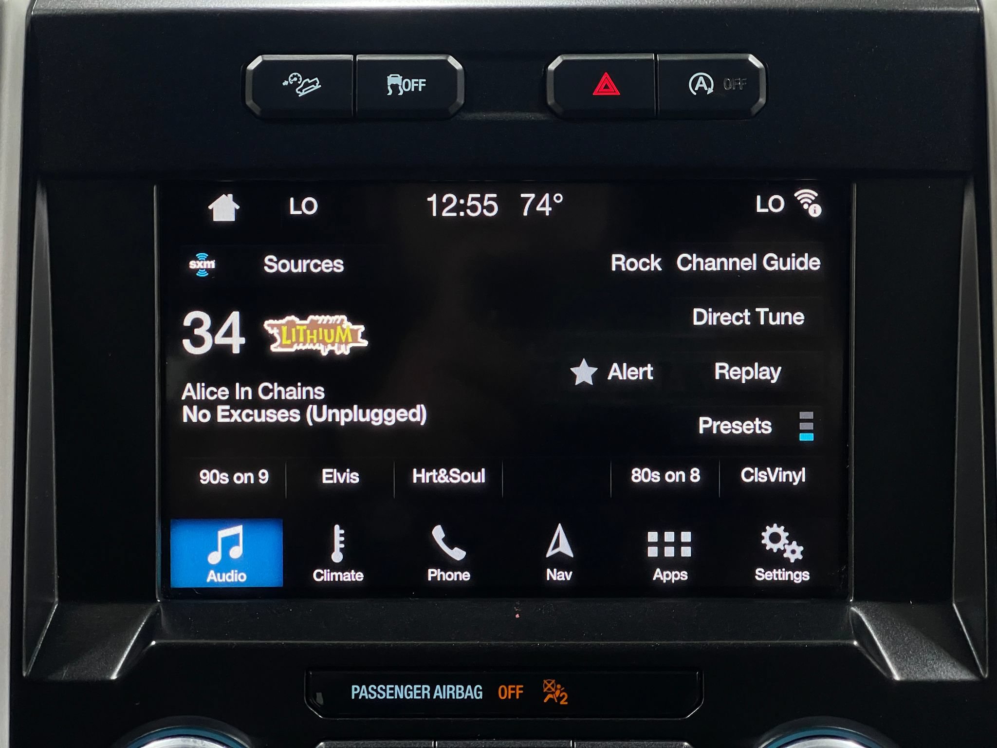 Used 2018 Ford F150 Lariat w/ Equipment Group 501A Mid AWD/4WD image 23