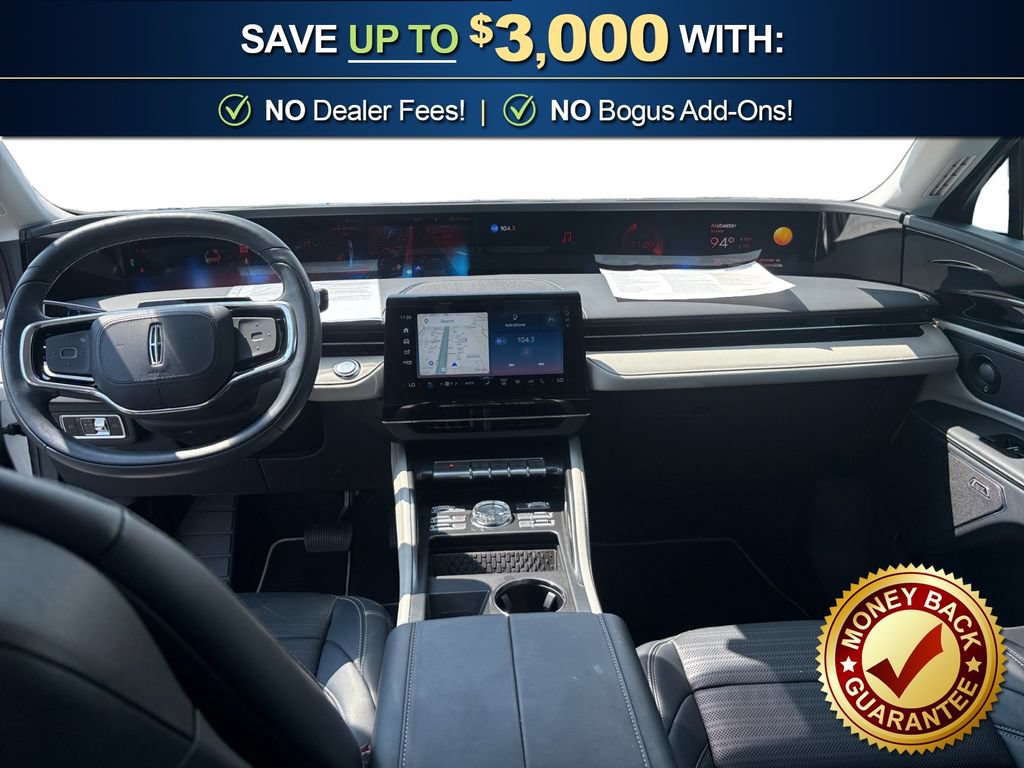 Used 2025 Lincoln Nautilus Reserve AWD/4WD image 17
