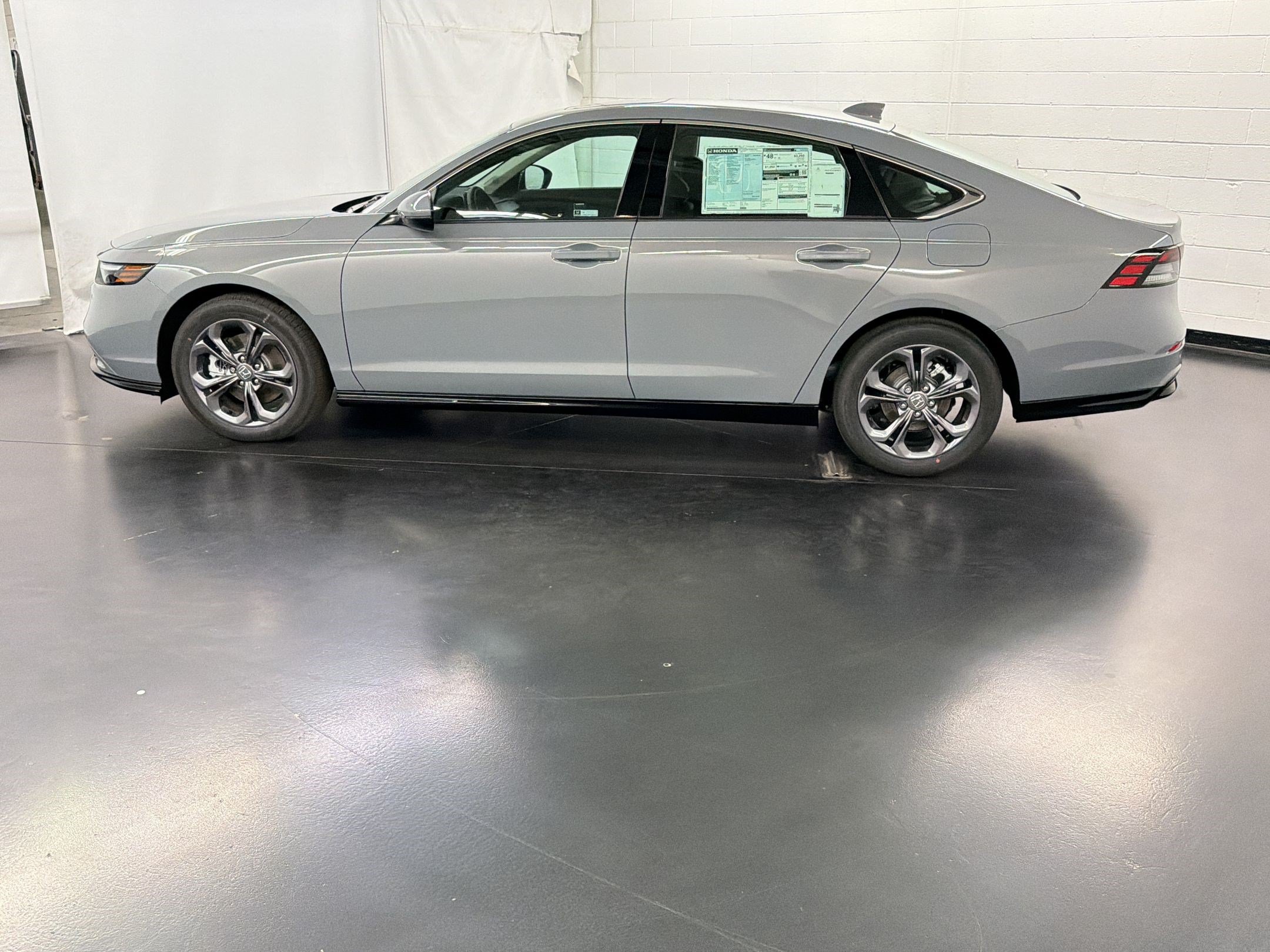 New 2026 Honda Accord EX-L image 2