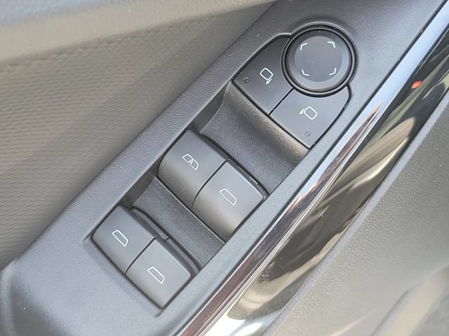 Used 2025 Chevrolet Equinox LT FWD image 20