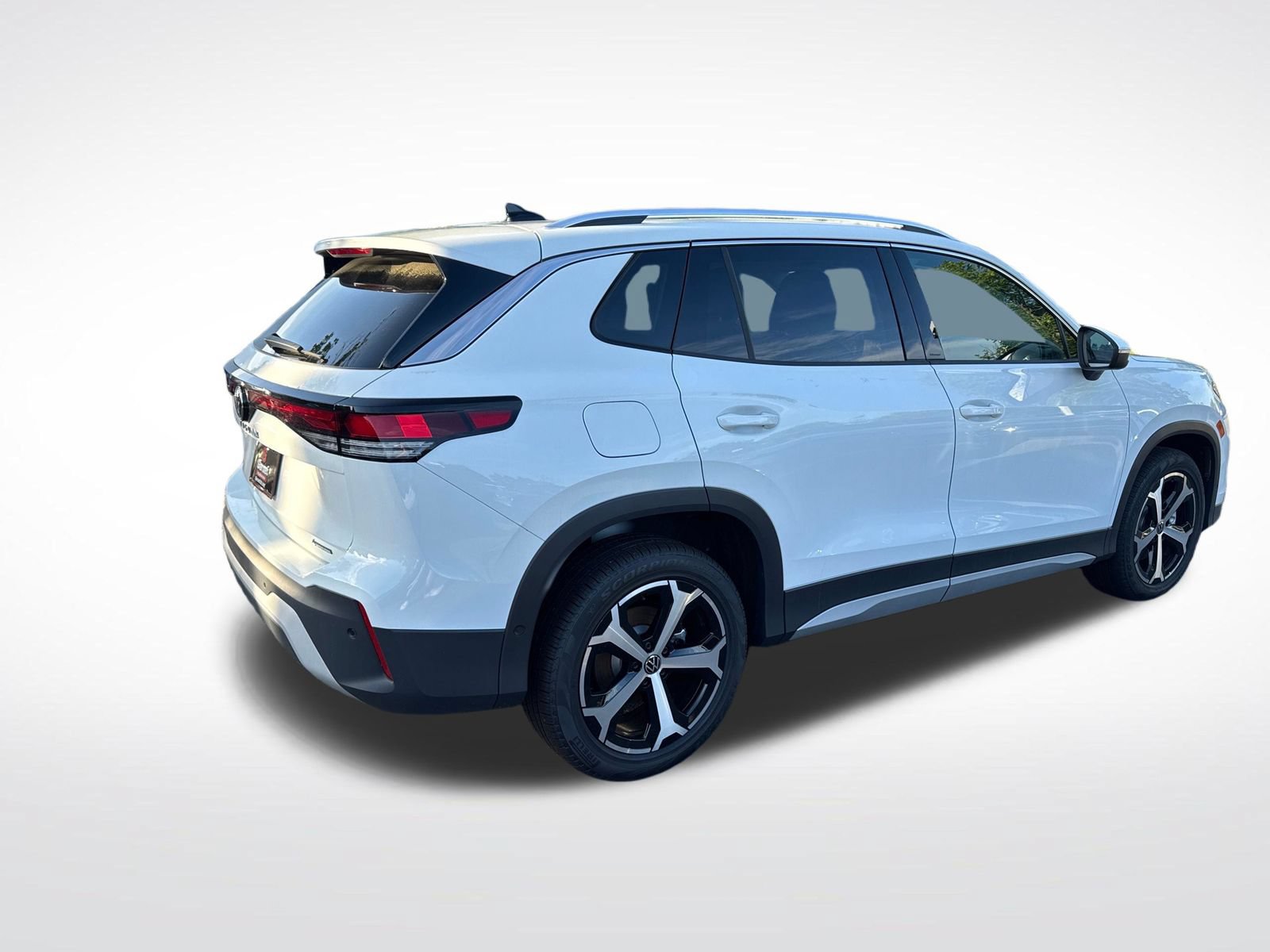 Certified 2026 Volkswagen Tiguan SE AWD/4WD image 5