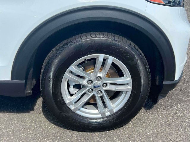 Used 2020 Ford Explorer XLT AWD/4WD image 14