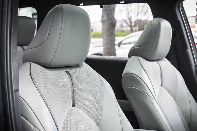 Used 2024 Toyota Grand Highlander AWD Hybrid image 26