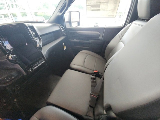 New 2026 RAM 3500 Tradesman image 34