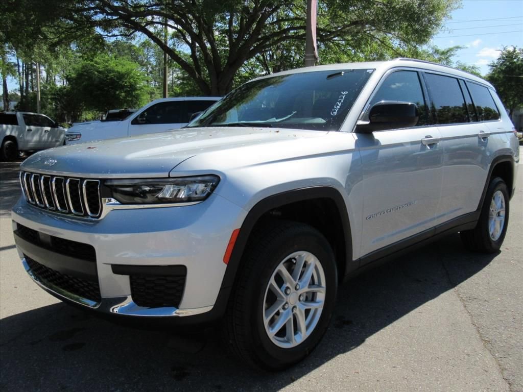 New 2026 Jeep Grand Cherokee L 4WD image 3