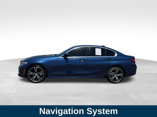 Used 2022 BMW 330i Sedan w/ Driving Assistance Package RWD image 2