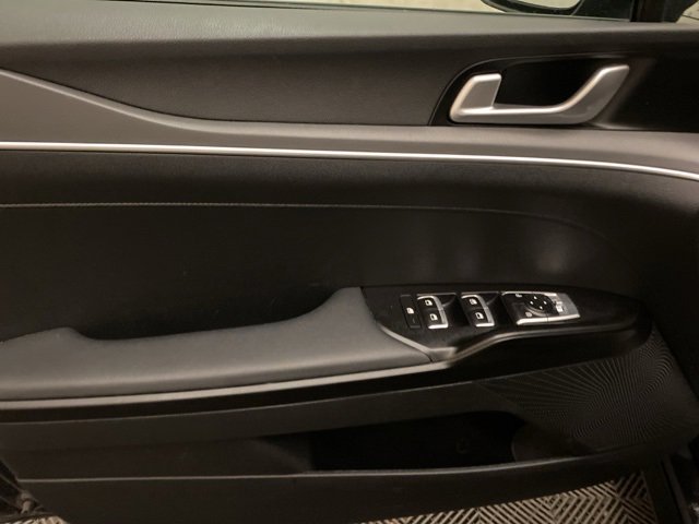 Used 2024 Kia K5 LXS image 10