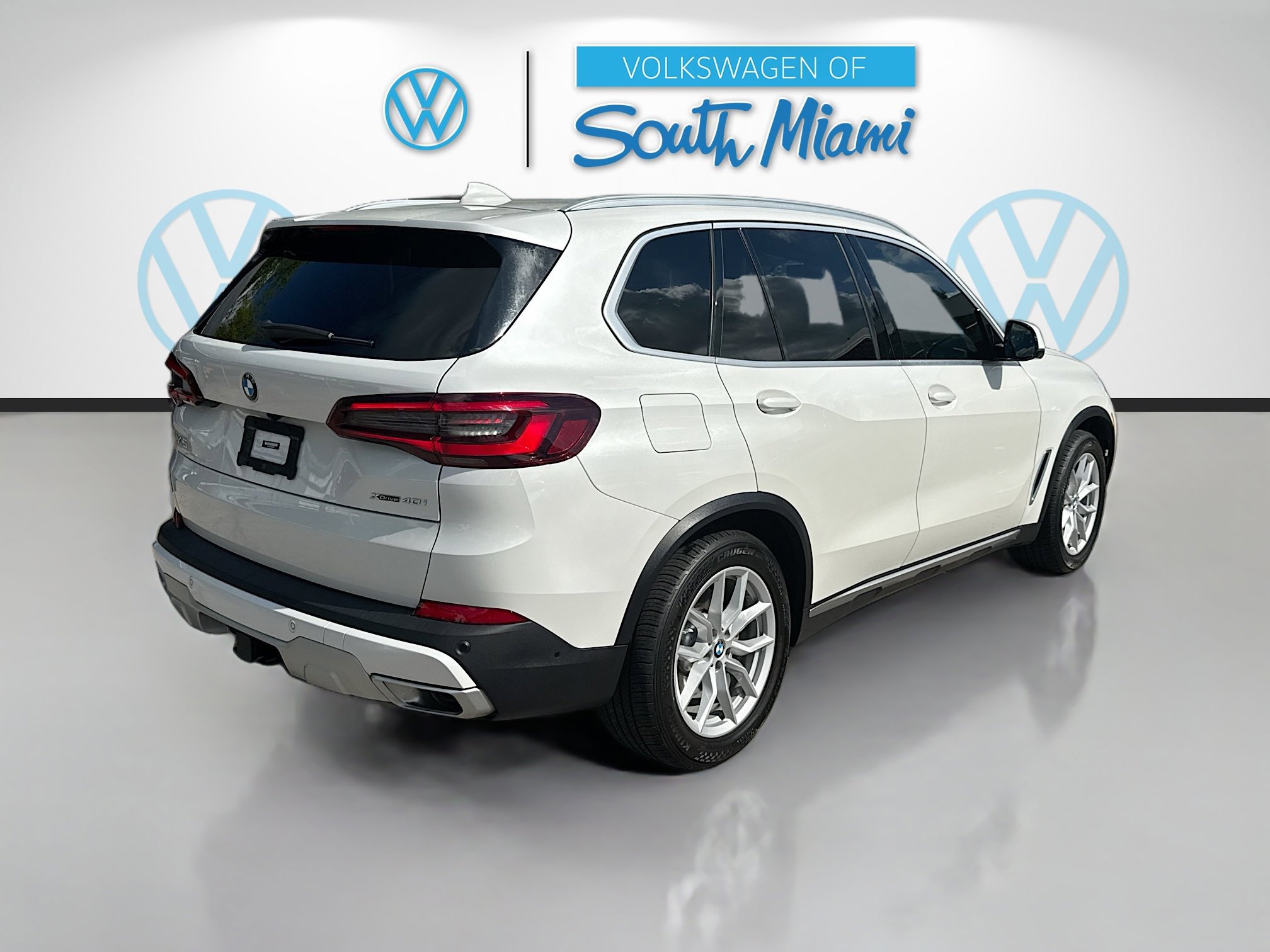 Used 2023 BMW X5 xDrive40i w/ Premium Package image 7