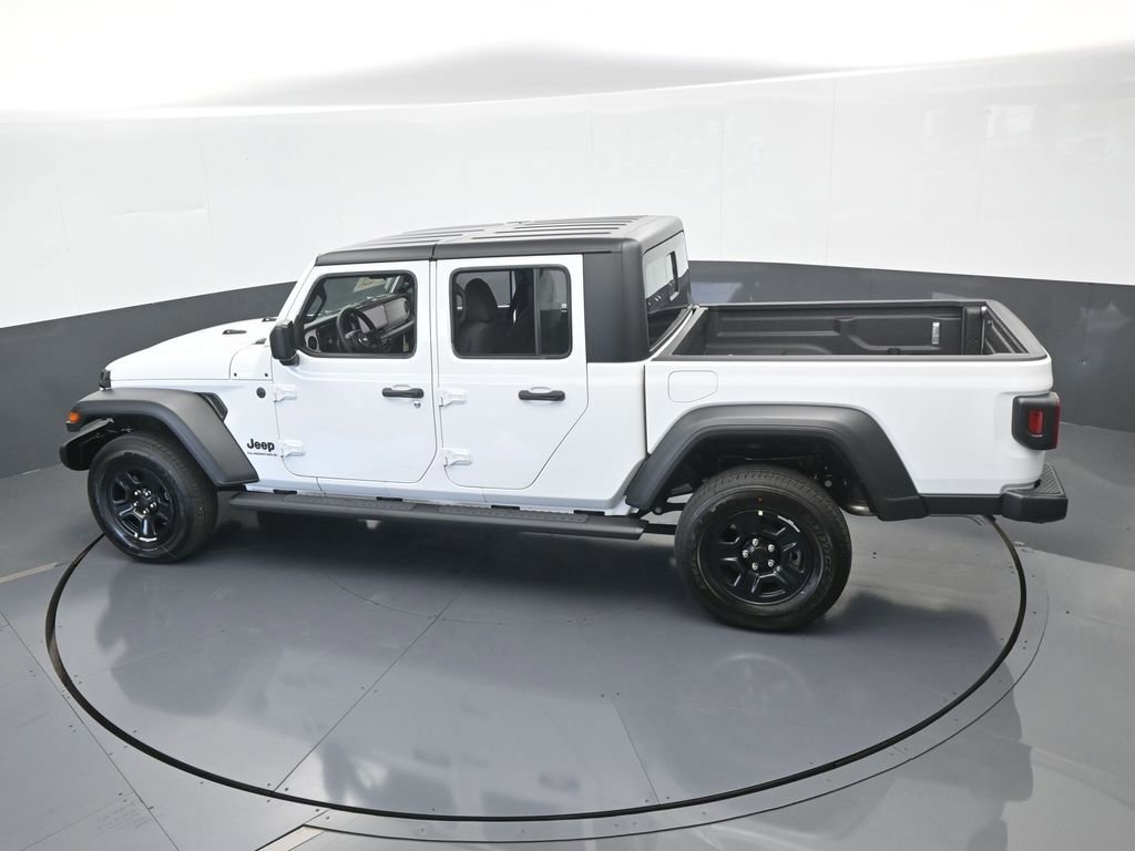 Used 2025 Jeep Gladiator Sport image 44