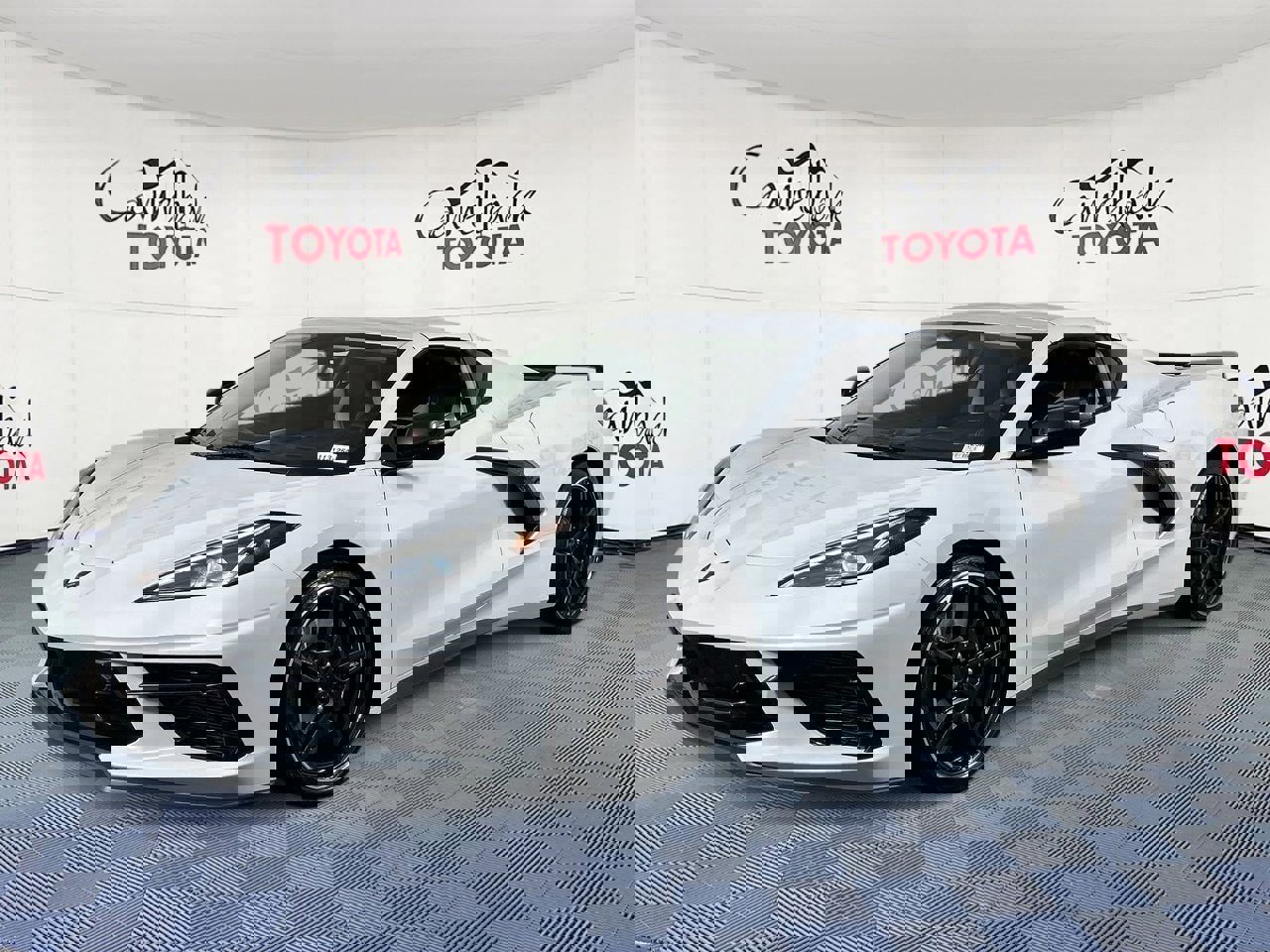 Used 2020 Chevrolet Corvette Stingray Premium Cpe w/ 3LT Preferred Equipment Group image 2