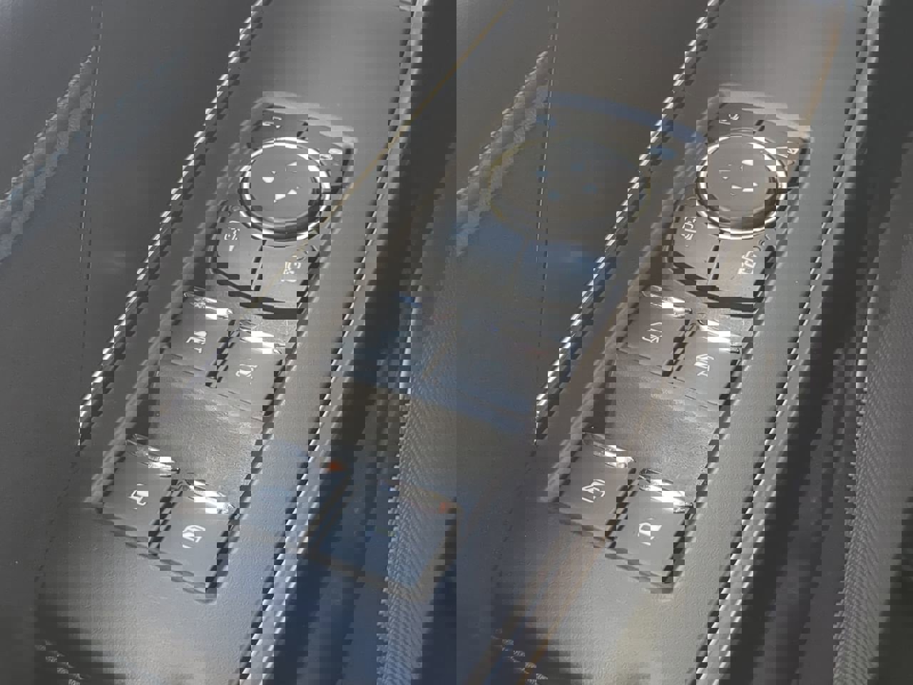 Used 2024 Ford F150 Platinum image 25