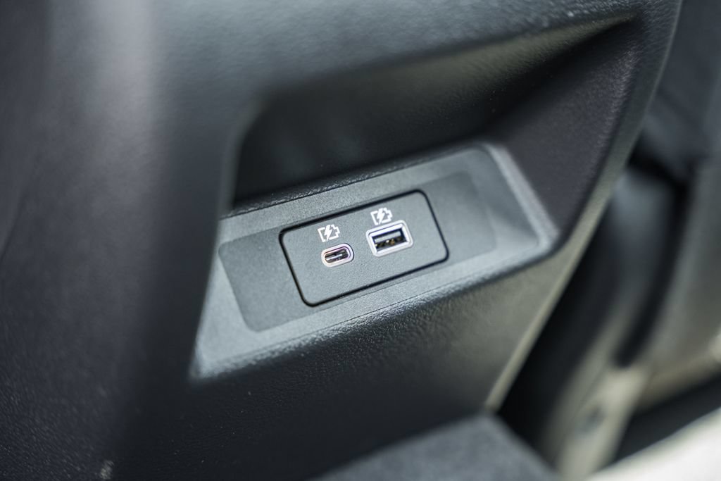 Used 2025 Nissan Altima 2.5 SV FWD image 27