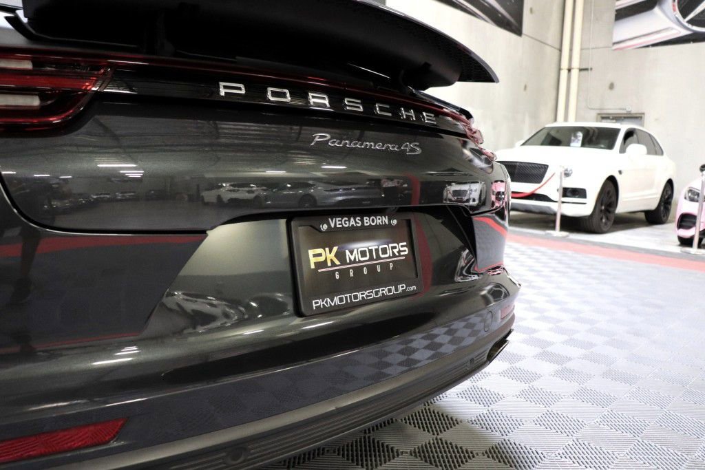 Used 2018 Porsche Panamera 4S w/ Premium Package Plus AWD/4WD image 6