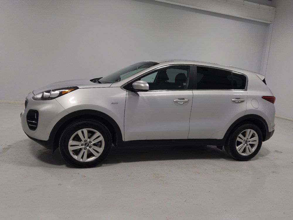 Used 2019 Kia Sportage LX image 2