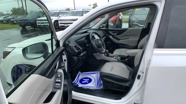 Used 2020 Subaru Forester Limited AWD/4WD image 9