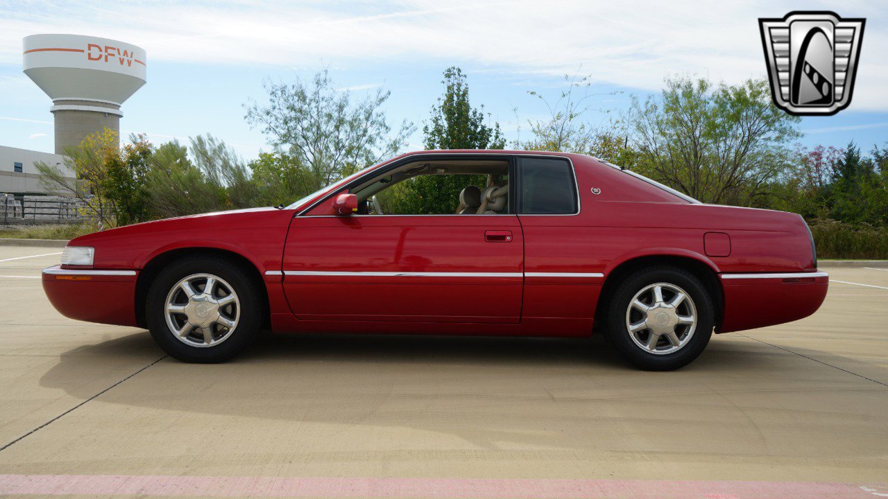 Used 2001 Cadillac Eldorado ESC w/ Comfort/Convenience Pkg image 3