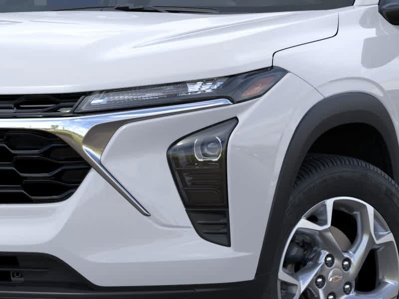 New 2026 Chevrolet Trax LS w/ LS Convenience Package FWD image 10