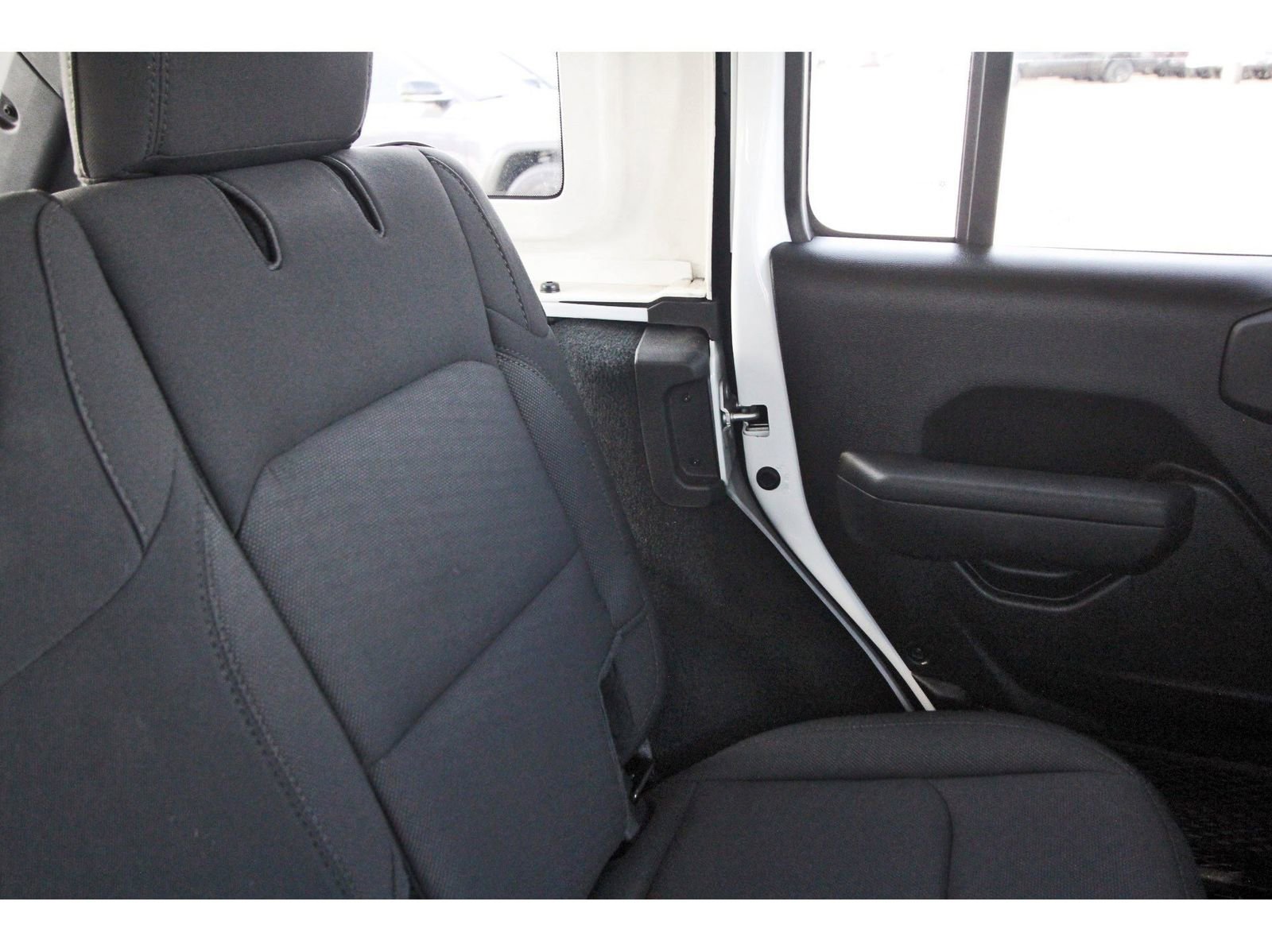 Used 2022 Jeep Wrangler Unlimited Sport S image 15