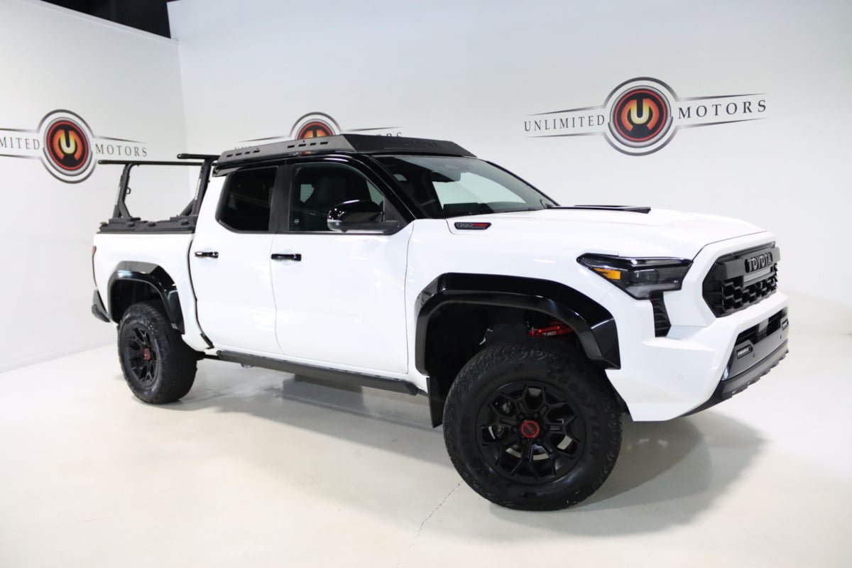 Used 2024 Toyota Tacoma TRD Pro AWD/4WD image 81