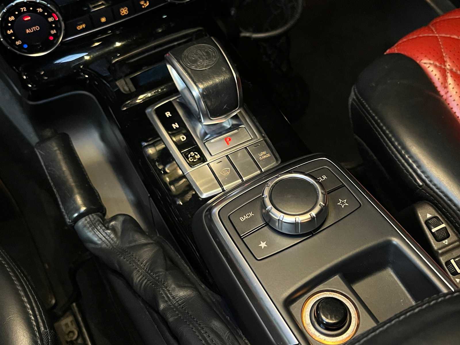 Used 2016 Mercedes-Benz G 63 AMG 4MATIC image 32