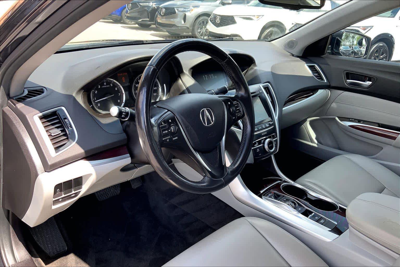 Used 2015 Acura TLX V6 image 18