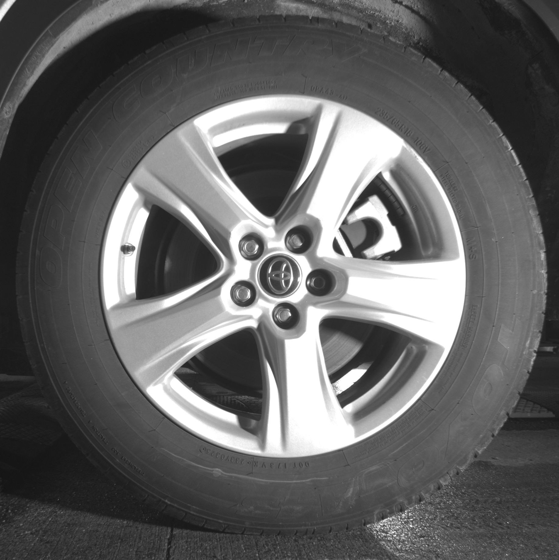 Used 2025 Toyota Highlander LE image 14