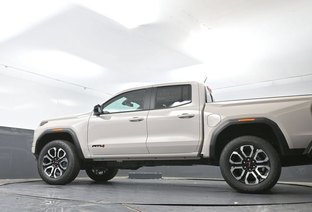 New 2026 GMC Canyon AT4 w/ Nightfall Essentials Package AWD/4WD image 49