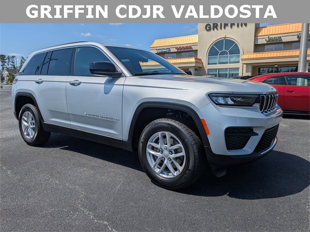 New 2025 Jeep Grand Cherokee Laredo X w/ Luxury Tech Group I