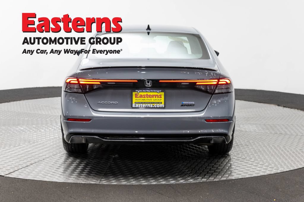 Used 2023 Honda Accord Sport image 6