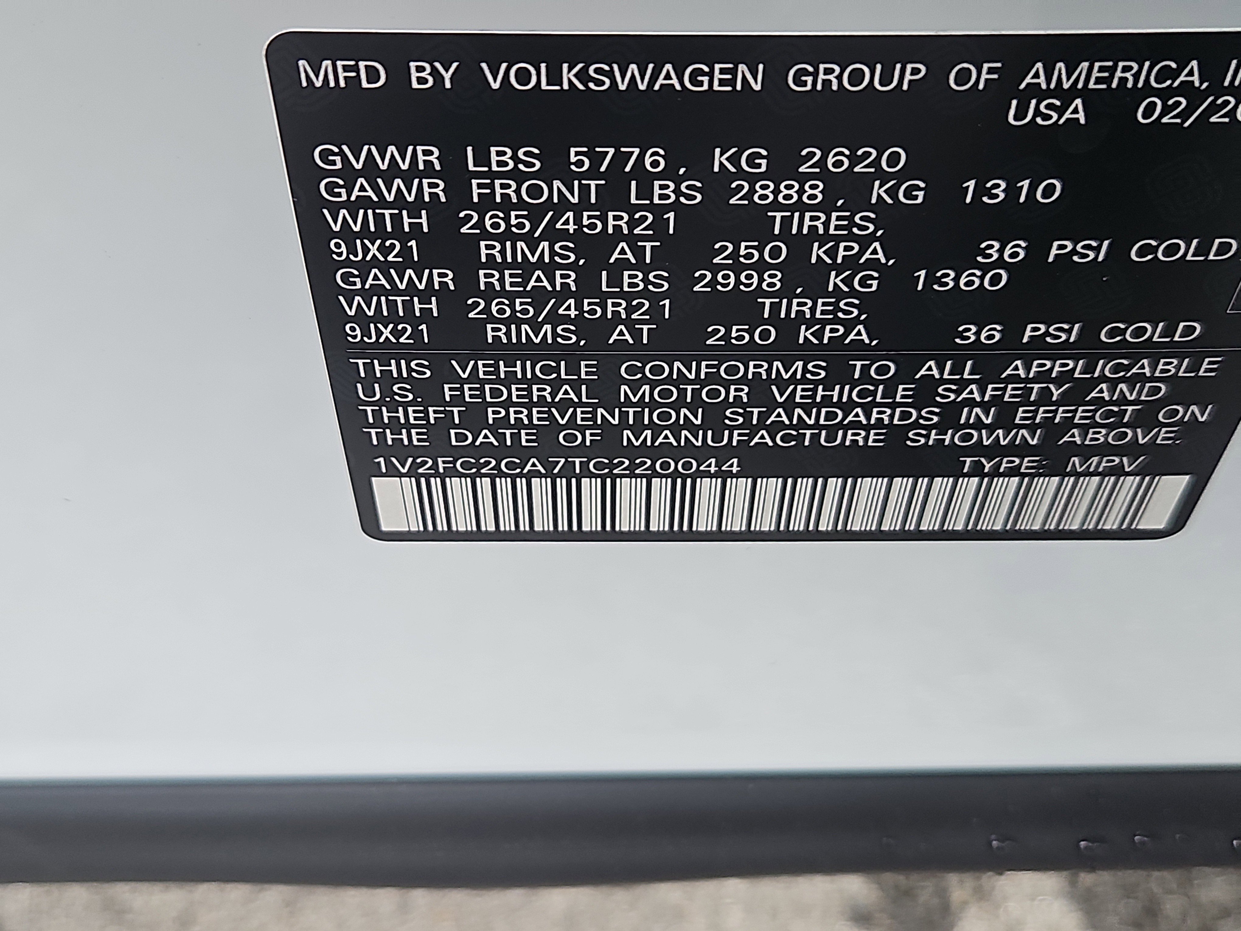 New 2026 Volkswagen Atlas Cross Sport SEL Premium R-Line image 5