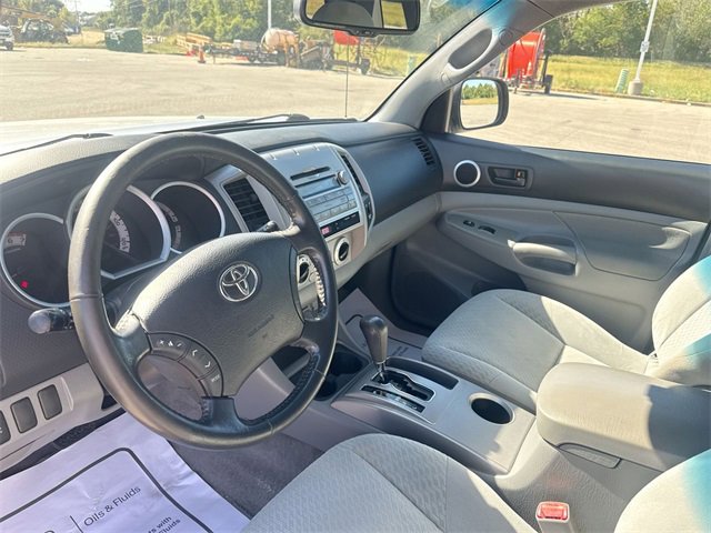 Used 2011 Toyota Tacoma 2WD Access Cab image 21