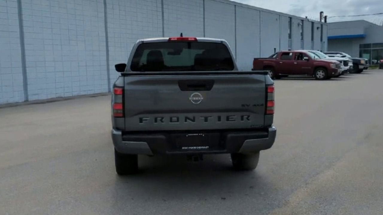 Used 2023 Nissan Frontier SV w/ Midnight Edition Package AWD/4WD image 7