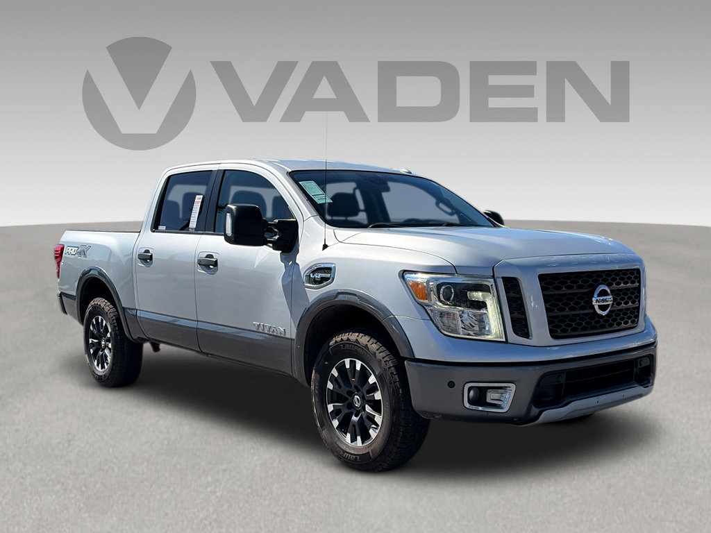 Used 2017 Nissan Titan PRO-4X AWD/4WD image 1